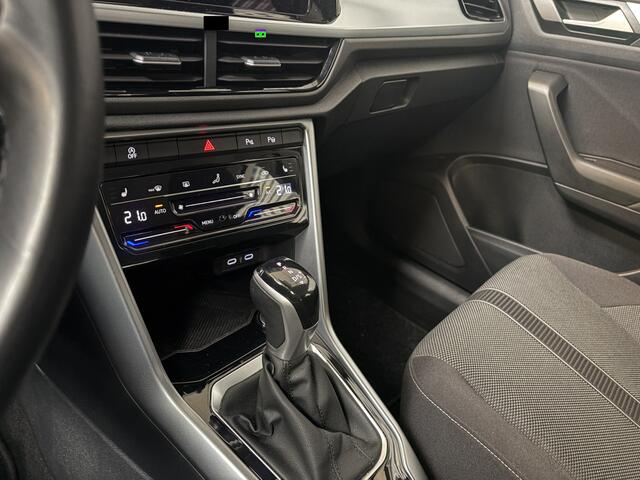 Volkswagen T-Roc 1.5 TSI /TREKH AFN/PDC/CAM/CLIMA/ADAPTIVE CR/DIGI CP/CARPLAY/ENZ