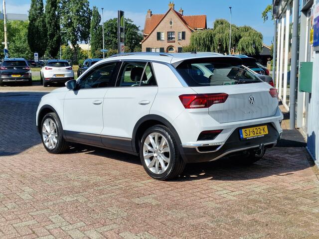 Volkswagen T-Roc 1.5 TSI Sport | TREKHAAK |