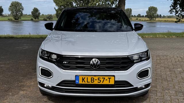 Volkswagen T-Roc 1.5 TSI 3 x R-Line 2020 Carplay Trekhaak ACC PDC Dealeronderhouden