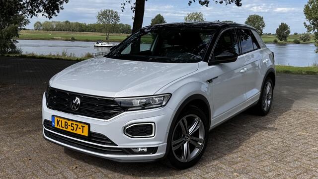 Volkswagen T-Roc 1.5 TSI 3 x R-Line 2020 Carplay Trekhaak ACC PDC Dealeronderhouden