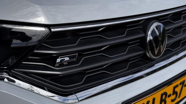 Volkswagen T-Roc 1.5 TSI 3 x R-Line 2020 Carplay Trekhaak ACC PDC Dealeronderhouden
