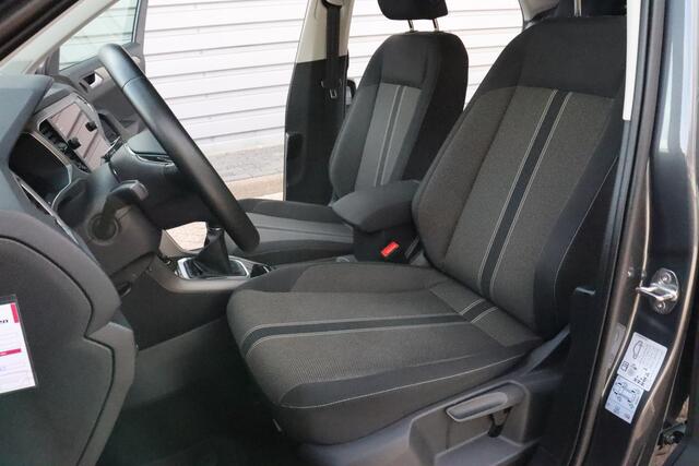 Volkswagen T-Roc 1.0 TSI Style Business O.a: Trekhaak, PDC, ACC, Clima, Navi, Camera, Etc. All-in prijs!