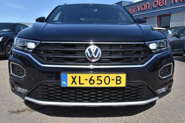 Volkswagen T-Roc 1.5 TSI Sport , TREKHAAK , VIRTUAL COCKPIT , CLIMATR , LED KOPL , PDC V+A ,