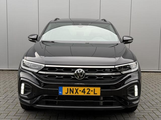 Volkswagen T-Roc 1.5 TSI R-Line black style DSG Panoramadak Carplay 19" velgen