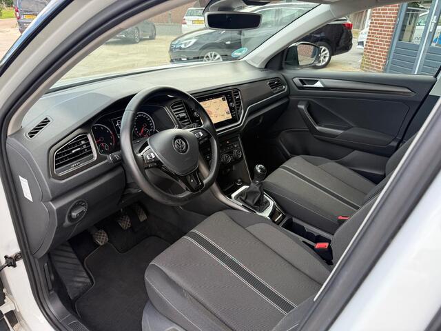 Volkswagen T-Roc 1.0 TSI 116PK Style Business Navi | Camera | ACC | Stoelverw. | Trekhaak
