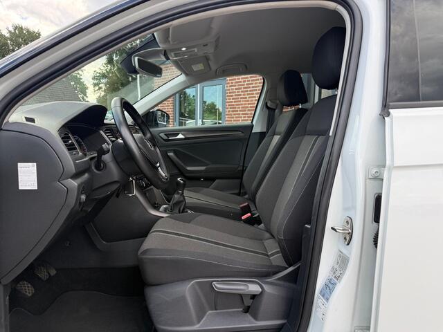 Volkswagen T-Roc 1.0 TSI 116PK Style Business Navi | Camera | ACC | Stoelverw. | Trekhaak