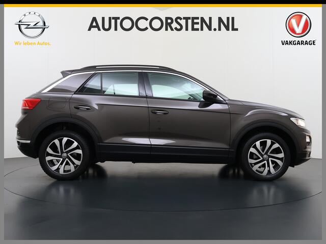 Volkswagen T-Roc 1.5TSI 150PK Automaat Adap.Cruise Stoel+Stuurverwarming Camera Apple Carplay Android Auto Elek.Achterklep Pdc 'App-Connect' smartphone-integratie Isofix Lmv Bluetooth Lane Assist Licht-/Regensensor Keyless