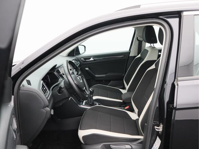 Volkswagen T-Roc 1.5 TSI Sport/ lage km/ compleet!