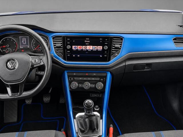 Volkswagen T-Roc 1.0TSI/115PK Style · Apple/Android Car Play · Trekhaak · Camera + Parkersensoren· Clima ·