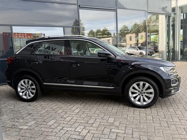 Volkswagen T-Roc 1.5 TSI Sport NAV/CAM,LED,KEYLESS,ACC