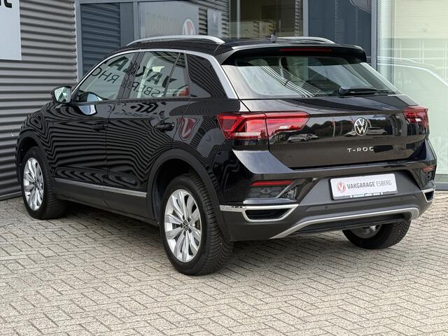 Volkswagen T-Roc 1.5 TSI Sport NAV/CAM,LED,KEYLESS,ACC
