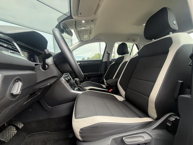 Volkswagen T-Roc 1.5 TSI Sport NAV/CAM,LED,KEYLESS,ACC