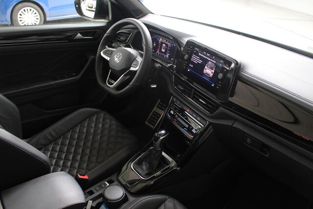 Volkswagen T-Roc Cabrio 1.5 TSI R-Line Karmann Blackstyle Leder | IQ-Light | Navigatie | Dodehoekassistent | Parkeercamera