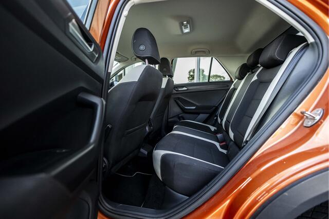 Volkswagen T-Roc 1.5 TSI Sport | DSG | Camera | ACC | LED