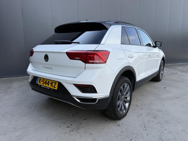 Volkswagen T-Roc 1.0 TSI Style 1e EIGENAAR ADAPT CRUISE CAMERA LED NAVI ECC
