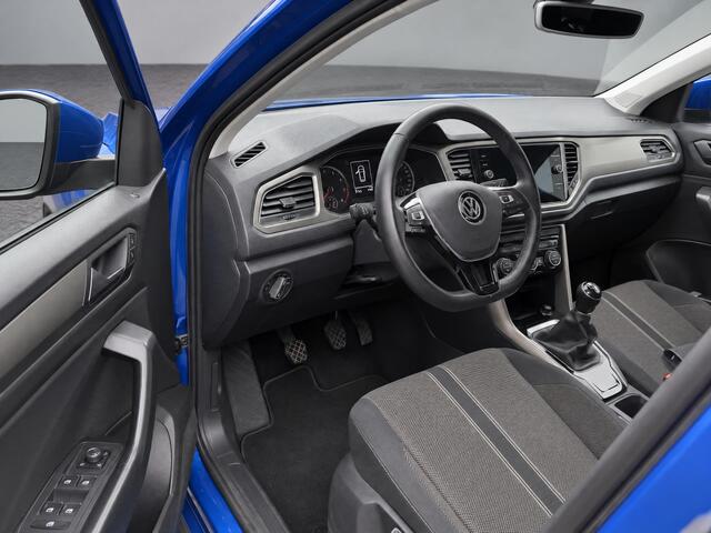 Volkswagen T-Roc 1.0 TSI Style / Navigatie / App connect / Camera / Parkeersensoren V+A /