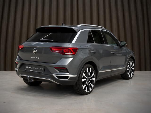 Volkswagen T-Roc 1.5 TSI Sport | DSG | Stoelverwarming | Adaptive Cruise Control | Camera | Trekhaak | Navigatie | LED | Grootlichtassistent | Climate Control | Digitale Tellers | Elektrische Achterklep