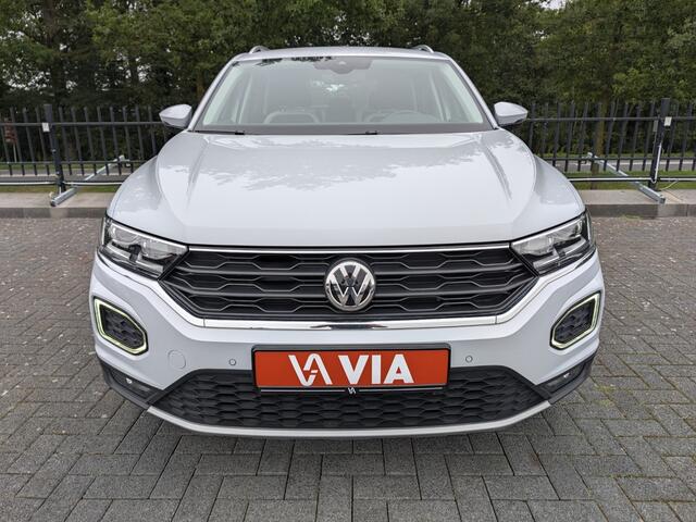 Volkswagen T-Roc 1.5 TSI | 150PK | SPORT | LED | Camera | Virtual | ECC | ACC | Halfleer | App conn.
