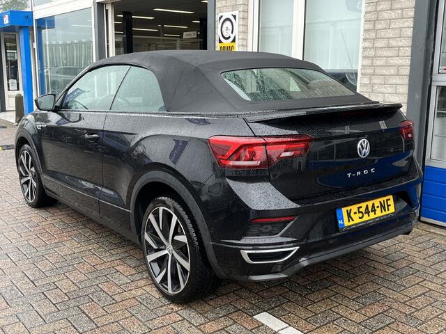 Volkswagen T-Roc Cabrio 1.5 TSI R-Line / AUTOMAAT/ LEER/ TREKHAAK/ PARK.SENSOR.V+A/ CAMERA/ ACC/ APP-CONNECT/ STUUR+STOELVERWARM./ DODEHOEK/ KEYLESS/ DIGITAL DASH/ RIJ-MODI/ NAVI/ DAB/ CLIMA/ LED/ 19'' LMV