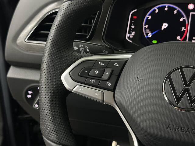 Volkswagen T-Roc 1.5 TSI R-Line | Panorama | IQ-Light | ACC | Black-Line | Keyless-Entry | 19 inch | Carplay | Stuurverwarming | Dodehoek | Virtual-Cockpit | Stoelverwarming | Leder Dashboard | Climate Control | Autom. Parkeren | Autom. Achterklep | Draadloos Laden |