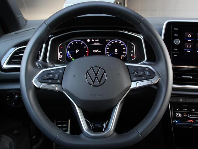 Volkswagen T-Roc 1.5 TSI DSG R-Line + IQ Drive pakket Automaat Navigatie Apple Carplay/Android Auto Climate control Lichtmetalen Velgen Extra Getint Glas LED