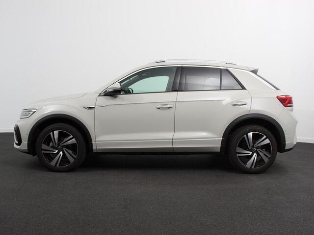 Volkswagen T-Roc 1.5 TSI DSG R-Line + IQ Drive pakket Automaat Navigatie Apple Carplay/Android Auto Climate control Lichtmetalen Velgen Extra Getint Glas LED