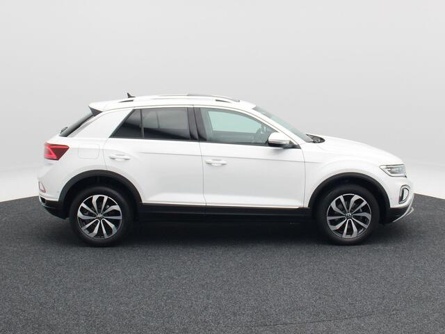Volkswagen T-Roc 1.5 TSi 150 Pk Automaat Style | Carplay | IQ.Light LED | Panoramadak | Virtual Cockpit | Adaptive Cruise | 17 Inch