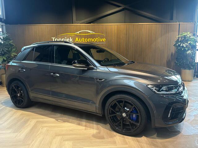 Volkswagen T-Roc Volkswagen T-Roc 2.0 TSI 4-Motion R-Line Pano, Keyless 300 PK Zeldzaam op de markt. Bizar snel. Vol opties. Pure liefhebbersauto.