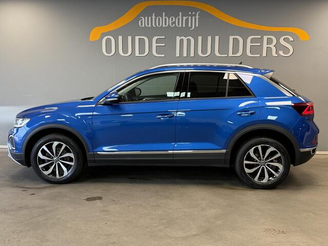 Volkswagen T-Roc 1.5 TSI Style | Adaptive cruise | IQ light | Standkachel | Keyless | Digidash | Achteruitrijcamera | Clima | Stoelverwarming |