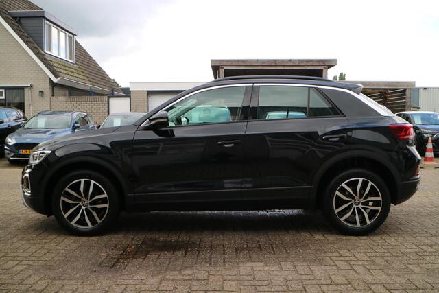 Volkswagen T-Roc 1.0 TSI Style | Carplay | LED | Goed onderhouden! |