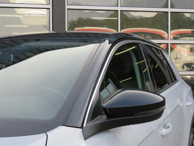 Volkswagen T-Roc 1.5 TSI 150pk DSG-aut. SPORT / 19 Inch / Trekhaak / Carplay / Stoelverw. / Adap.cruise / BOVAG garantie