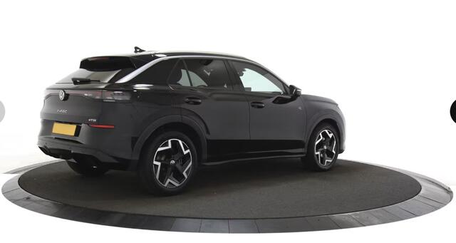 Volkswagen T-Roc 1.5 eTsi R-Line First Edition