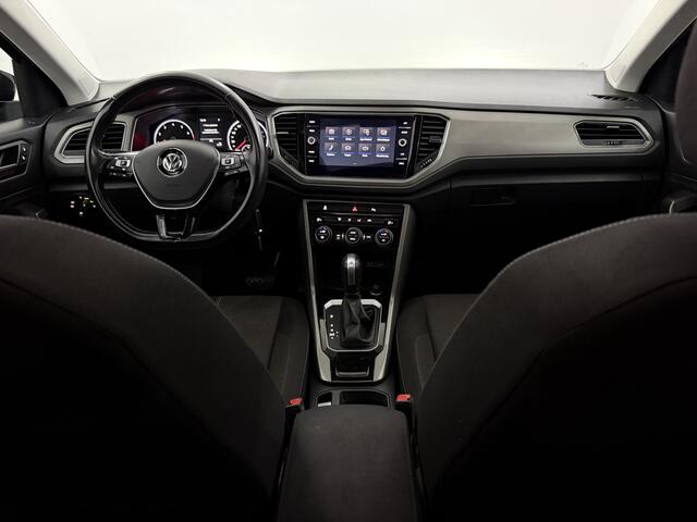 Volkswagen T-Roc 1.5 TSI Style Panoramadak, Camera, Apple carplay, Elektrische achterklep, Cruise control adaptief, A start stop, Clima, Lichtmetalen velgen