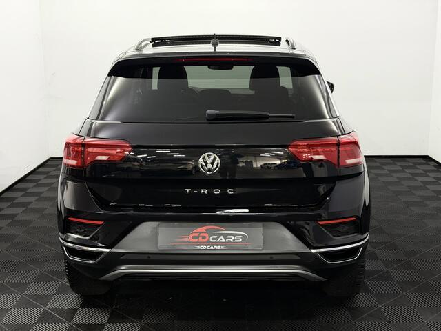 Volkswagen T-Roc 1.5 TSI Style Panoramadak, Camera, Apple carplay, Elektrische achterklep, Cruise control adaptief, A start stop, Clima, Lichtmetalen velgen