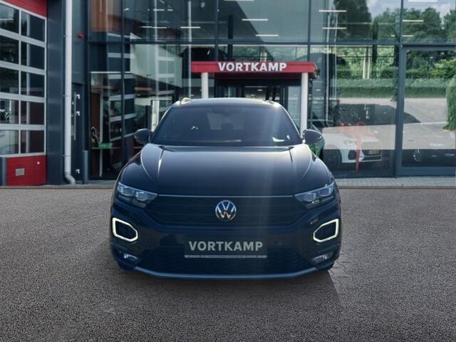 Volkswagen T-Roc 1.5 TSI DSG SPORT PANO-DAK/TREKHAAK/CAMERA/ELEK-KLEP/DIG-DASH/ACC/BEATS