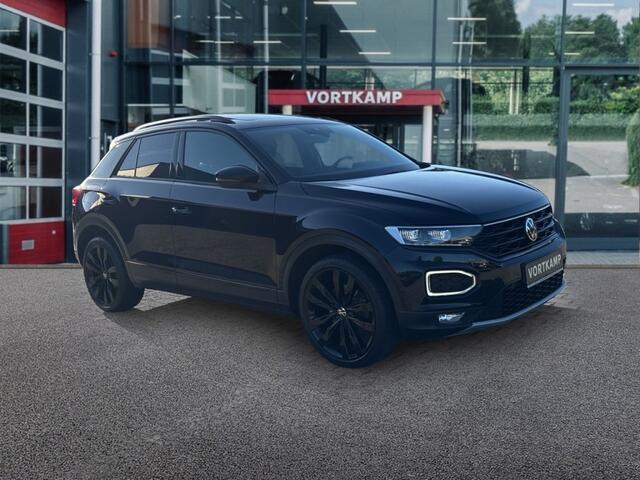 Volkswagen T-Roc 1.5 TSI DSG SPORT PANO-DAK/TREKHAAK/CAMERA/ELEK-KLEP/DIG-DASH/ACC/BEATS