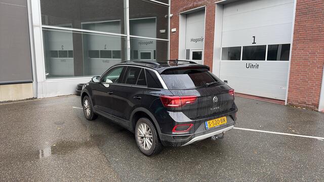 Volkswagen T-Roc 1.0 TSI Life Business / Navigatie / Stoelverwarming / Camera