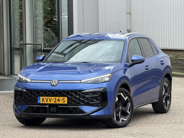 Volkswagen T-Roc 1.5 eTsi R-Line Style First Edition | IQ LED/Adapt.Cruise/Stuur- en stoelverwarming