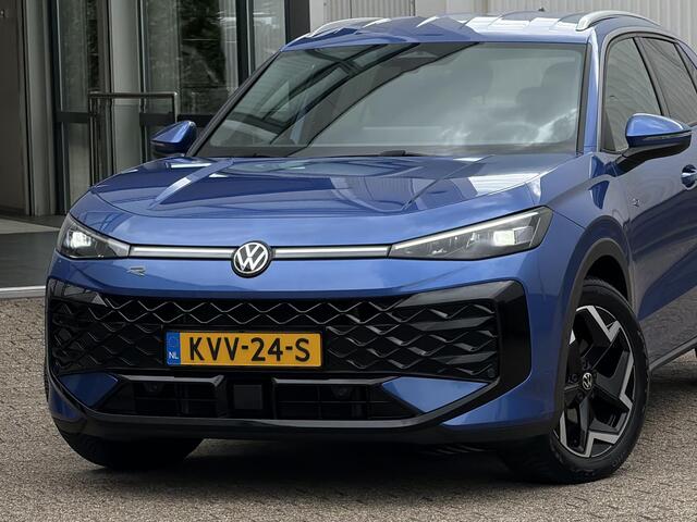 Volkswagen T-Roc 1.5 eTsi R-Line Style First Edition | IQ LED/Adapt.Cruise/Stuur- en stoelverwarming