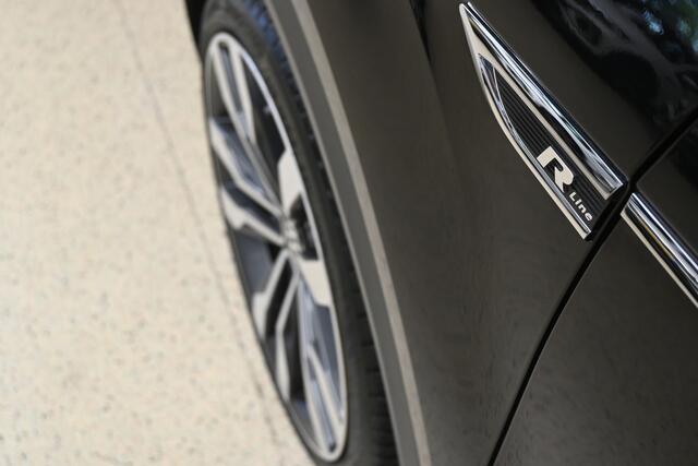 Volkswagen T-Roc 1.5 TSI 150pk R-Line / Sport Business R | LED | Elek. klep | Camera | Trekhaak | 100% (Dealer) onderhouden label