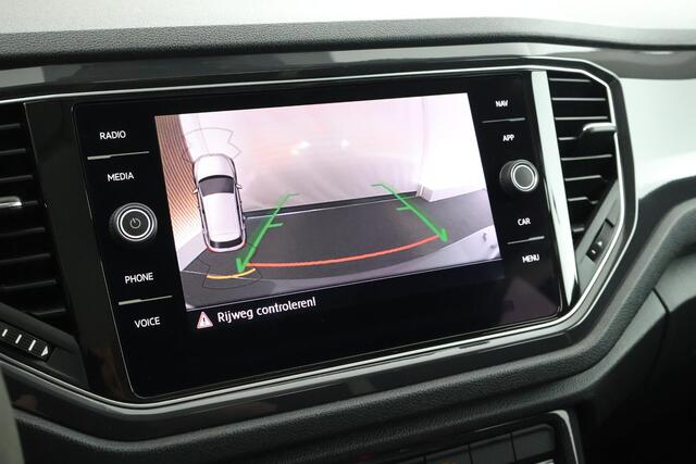 Volkswagen T-Roc 1.5 TSI 150pk DSG Sport LED Trekhaak Camera Virtual Cockpit Navigatie