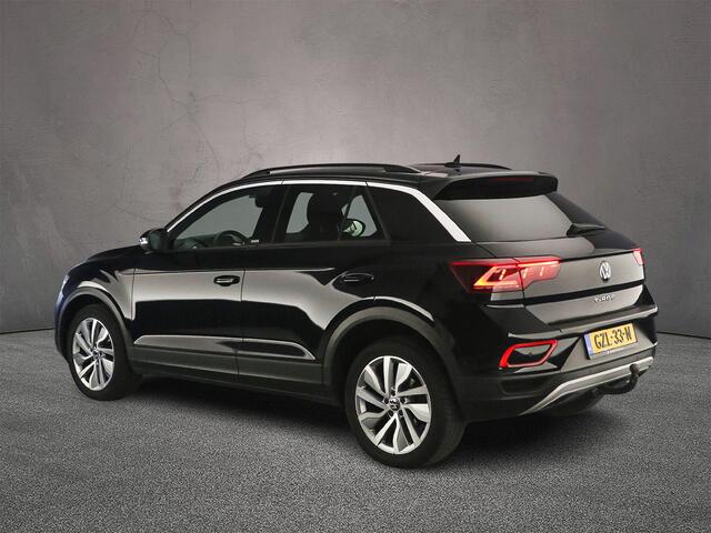Volkswagen T-Roc 1.0 TSI Life 110pk, Trekhaak, Adaptive cruise control, Stoelverwarming, Matrix LED koplampen, Navigatie, Climate control, App-connect, Parkeersensoren, Virtual cockpit, DAB-radio, Airco
