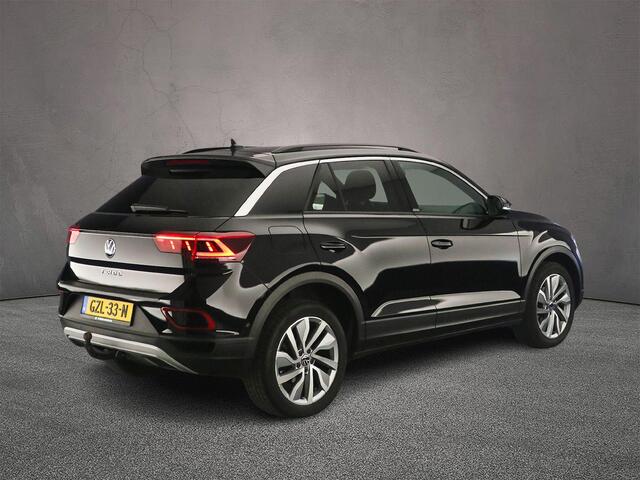 Volkswagen T-Roc 1.0 TSI Life 110pk, Trekhaak, Adaptive cruise control, Stoelverwarming, Matrix LED koplampen, Navigatie, Climate control, App-connect, Parkeersensoren, Virtual cockpit, DAB-radio, Airco