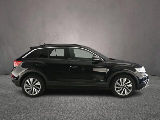 Volkswagen T-Roc 1.0 TSI Life 110pk, Trekhaak, Adaptive cruise control, Stoelverwarming, Matrix LED koplampen, Navigatie, Climate control, App-connect, Parkeersensoren, Virtual cockpit, DAB-radio, Airco