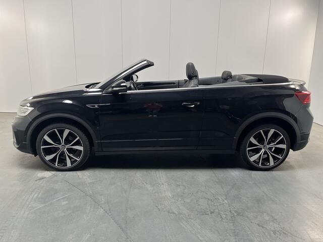 Volkswagen T-Roc Cabrio 1.5 TSI R-Line / AUTOMAAT/ LEER/ 2X R-LINE/ CAMERA/ APP-CONNECT/ ACC/ STUUR+STOELVERWARM./ DODEHOEK/ KEYLESS/ DIGITAL DASH/ RIJ-MODI/ NAVI/ DAB/ CLIMA/ IQ.LIGHT/ 18'' LMV