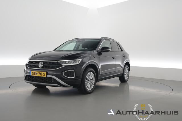 Volkswagen T-Roc 1.5 TSI 150pk DSG | Afn. Trekhaak | Navi | Apple CarPlay | PDC V+A | Stoelverw. | LED | Adapt. Cruise