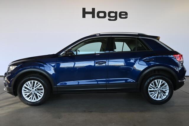 Volkswagen T-Roc 1.0 TSI Style Clima Adaptieve cruise Navigatie PDC Licht metaal Inruil mogelijk