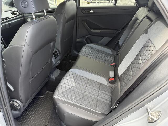 Volkswagen T-Roc 1.5 TSI OPF DSG R-Line