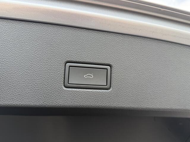 Volkswagen T-Roc 1.5 TSI OPF DSG R-Line