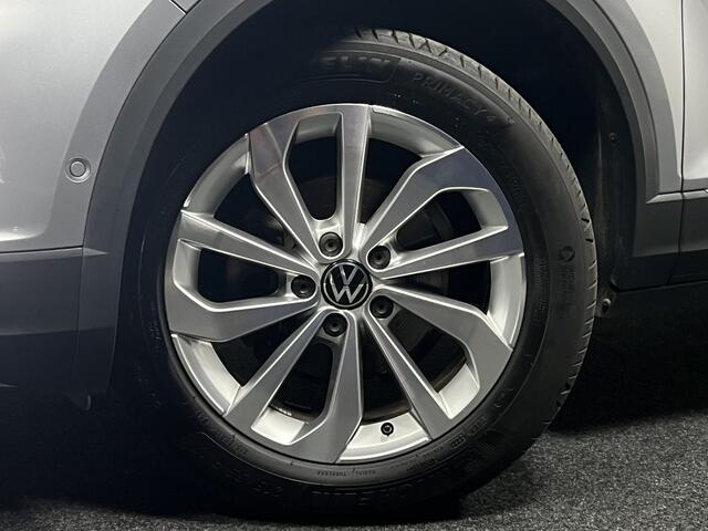 Volkswagen T-Roc 1.5 TSI Style | PANO | NAVI | STOELVERWARMING | ACC |